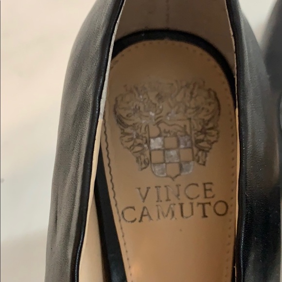 Vince Camuto Black Heels - Picture 4 of 5